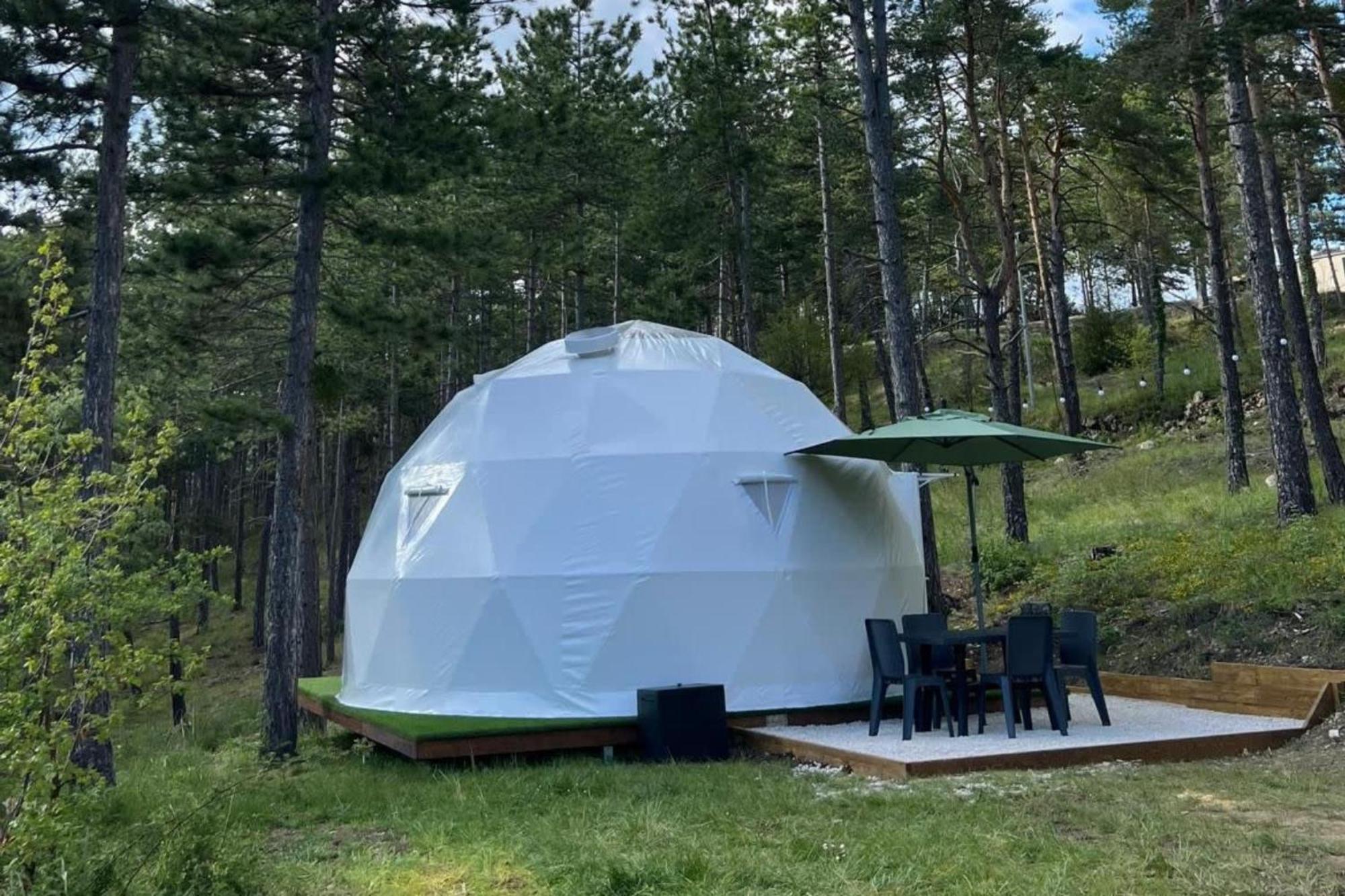 Camping Rcn Les Collines De Castellane Kültér fotó